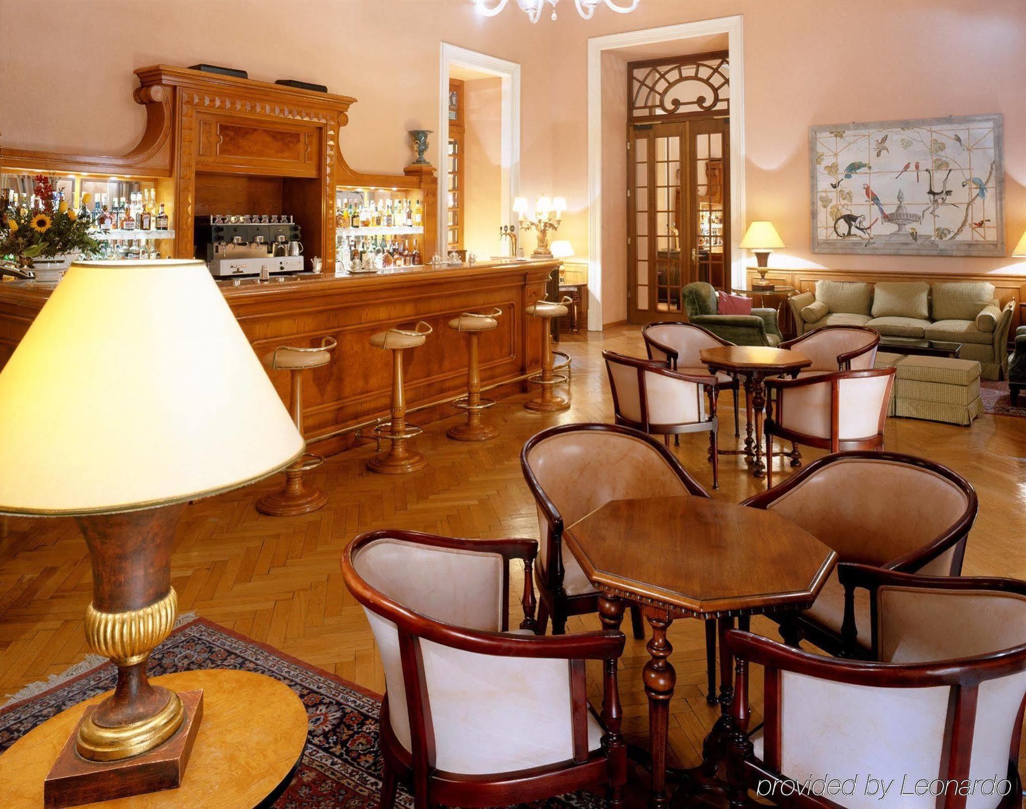 פיוג'י Grand Hotel Palazzo Della Fonte מסעדה תמונה