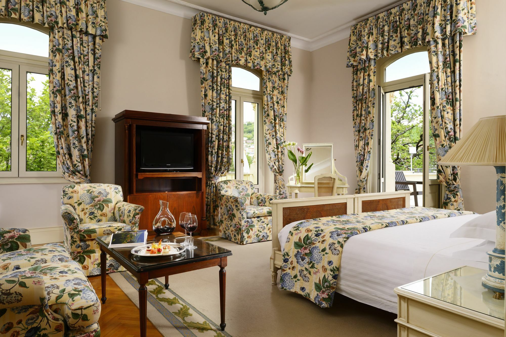 פיוג'י Grand Hotel Palazzo Della Fonte מראה חיצוני תמונה
